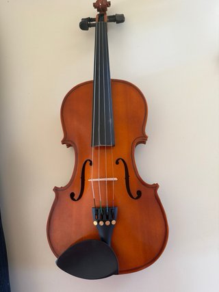 Violín 4/4 con funda y arco