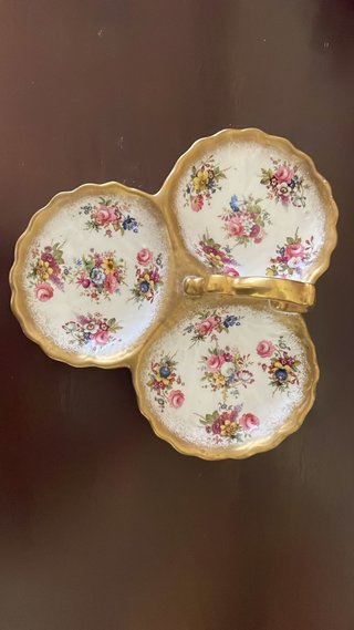 Bandeja porcelana flores dorada