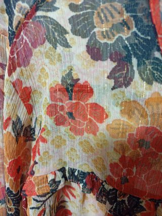 Blusa Zara floral M sin etiqueta