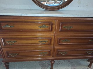 Dormitorio antiguo madera maciza