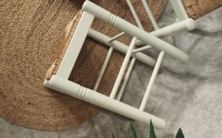 Conjunto de Taburetes De Madera y Enea