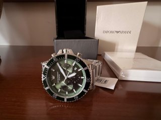 Relógio Emporio Armani World Explorer Verde Novo