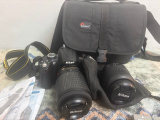 CAMARA NIKON D5000