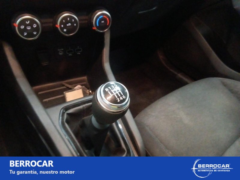 Renault Clio 2023, foto 11