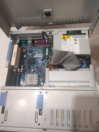 Ordenador IBM ThinkCentre Negro