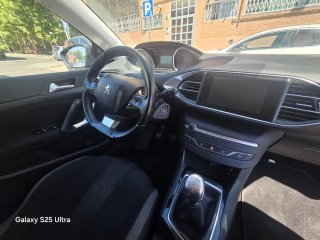 Peugeot 308 2016