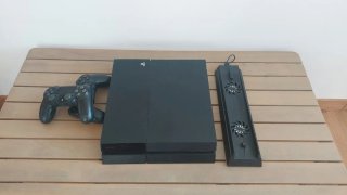 Playstation 4 500GB Negra + Refrigerador + 2 mando