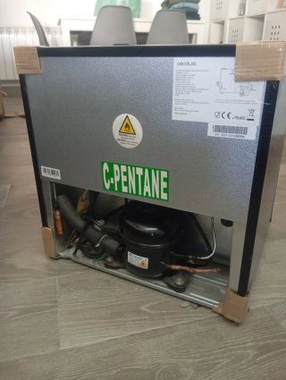 Nevera pequeña Cecotec 46L