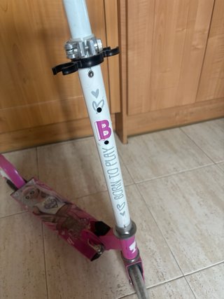 Patinete Barbie rosa niña