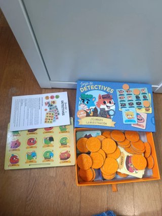 Juego de Detectives AUZOU