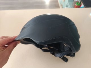 Casco de bici negro