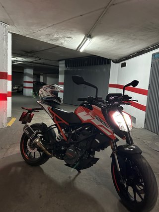 KTM Duke 125