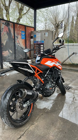 KTM Duke 125