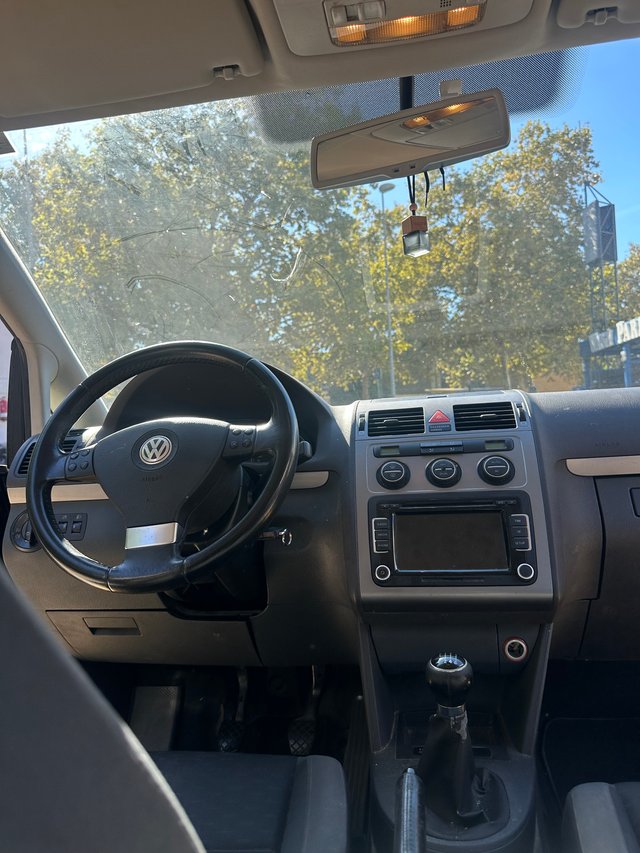 Volkswagen Touran 2009