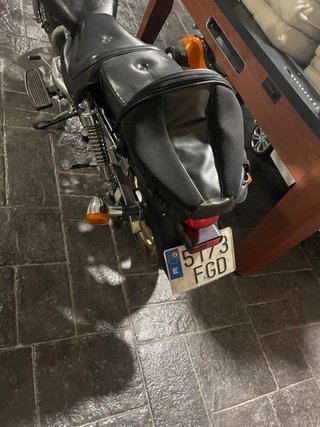 Moto Custom 125cc Negra/Roja