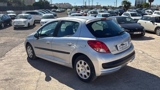 Peugeot 207 2011