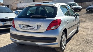 Peugeot 207 2011