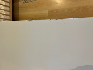 Cómoda 6 cajones Ikea blanca con tiradores de Zara