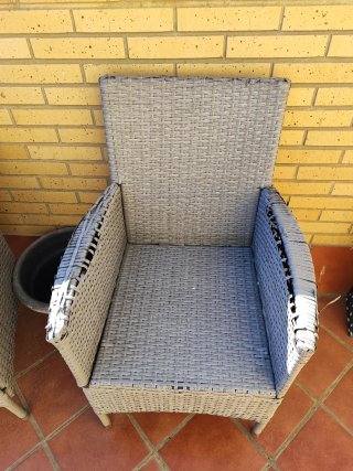 Juego 2 Sillas Terraza Ratán (Para Reparar)