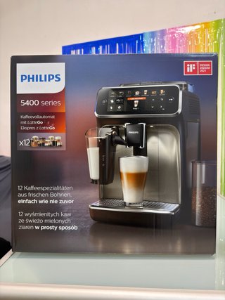 Cafetera Philips 5400 Series LatteGo PRECINTADA