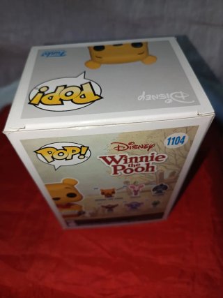 Winnie 1104