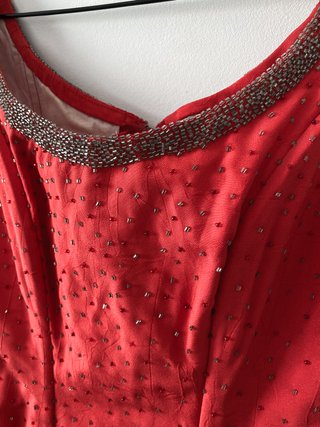 Corsé Vintage Rojo Hecho a Mano con Abalorios