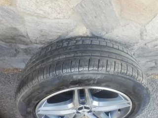 Llanta Mercedes 7.5x17 / 225 55 17