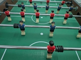 Futbolín de madera