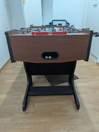 Futbolín de madera