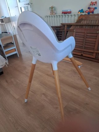Trona bebé madera y plástico