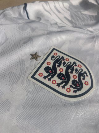 Camiseta Inglaterra Mundial 2026 n10