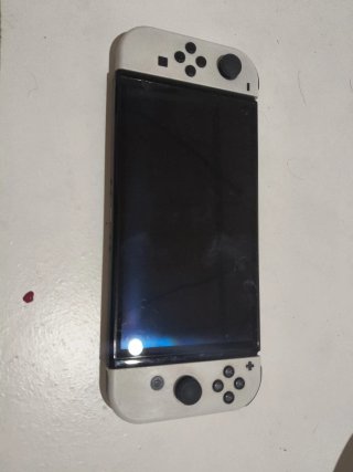 Nintendo Switch Blanca y Negra