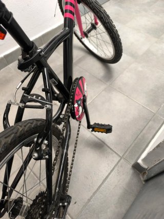 Bicicleta niña 20 rosa y negra