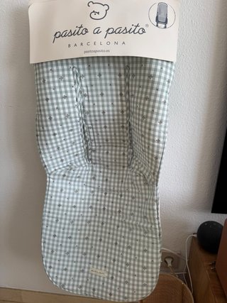Funda universal para silla de cochecito.