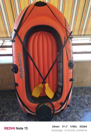 Lancha Neumática Hydro-Force con Remos