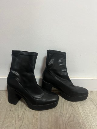 Botines plataforma tacón Stradivarius Talla 39