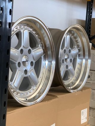 2+2 llantas 8.5X17 10X17 BMW SERIE 5-6-72.6