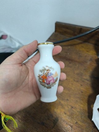 Jarrón pequeño porcelana con flores