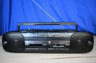 Radio Cassette Sanyo M-W719K Años 80