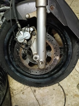 Rueda Delantera Xmax 250