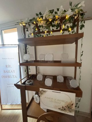 Carrito vintage decorado ideal para eventos