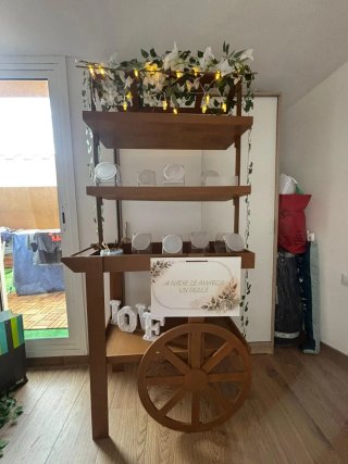Carrito vintage decorado ideal para eventos