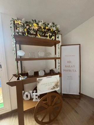 Carrito vintage decorado ideal para eventos