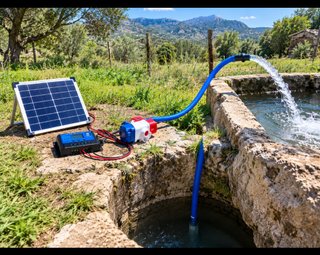 Bomba de agua solar con panel y controlador bateri