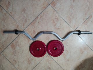 Barra Z y discos de pesas
