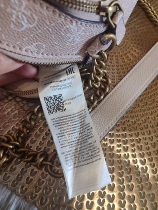 Bolso Guess Beige y Dorado