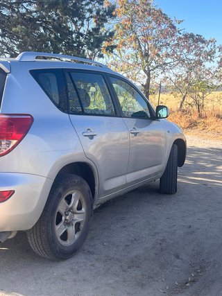 Toyota RAV4 2006
