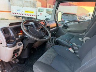 Nissan 3.500KG CON PLUMA AÑO 2016