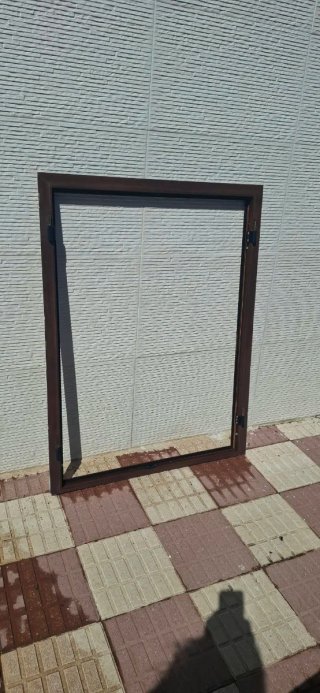 Contraventana de aluminio