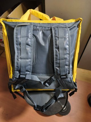 Mochila Glovo Amarilla CZ232
